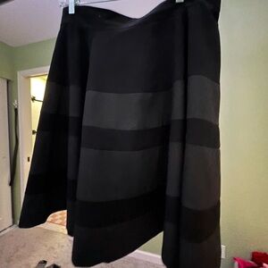 Amanda & Chelsea Black and Gray A-Line Skirt